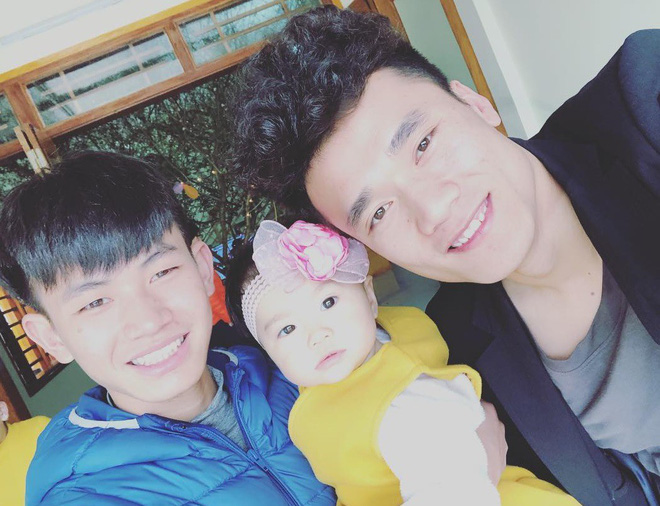 Tết của U23: Người khoe ảnh lãng mạn với bạn gái, người vui vẻ sum họp bên gia đình